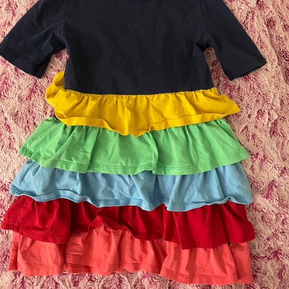 Beautiful layered dress size 5 Hanna Andersson - Picture 2 of 3